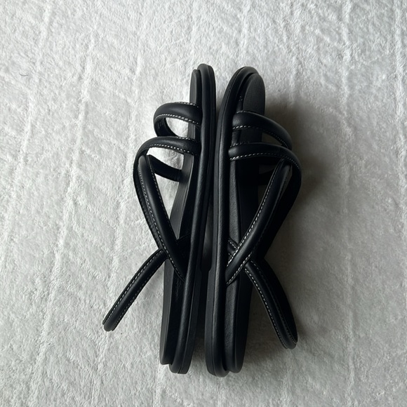 OluKai Tiare Strappy Leather Sandals - Picture 13 of 16